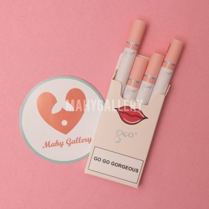 رژ لب جامد سیگاری