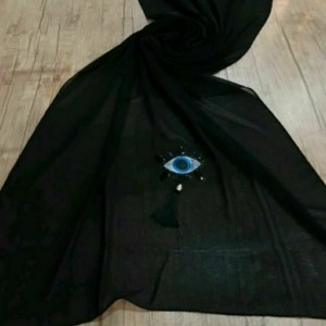 شال مشکی منگوله دار