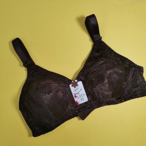 سوتین لعیا دانتل طرح گلبرگ