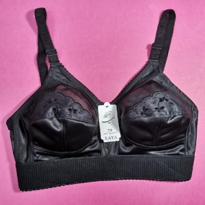 سوتین لعیا زیر گلدوزی کش پهن