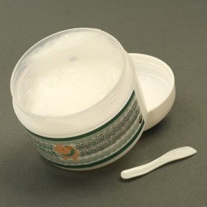 ماسک شیر خوک و نمک دریا