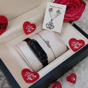 ساعت زنانه مشکی led به همراه نیم ست و دستبند-72512