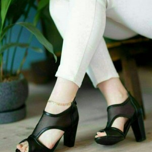 کفش مجلسی پاشنه دار زنانه