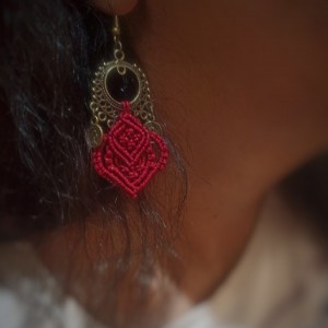 گوشواره گل سرخ