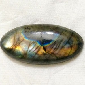 سنگ لابرادوریت پرطاووسی